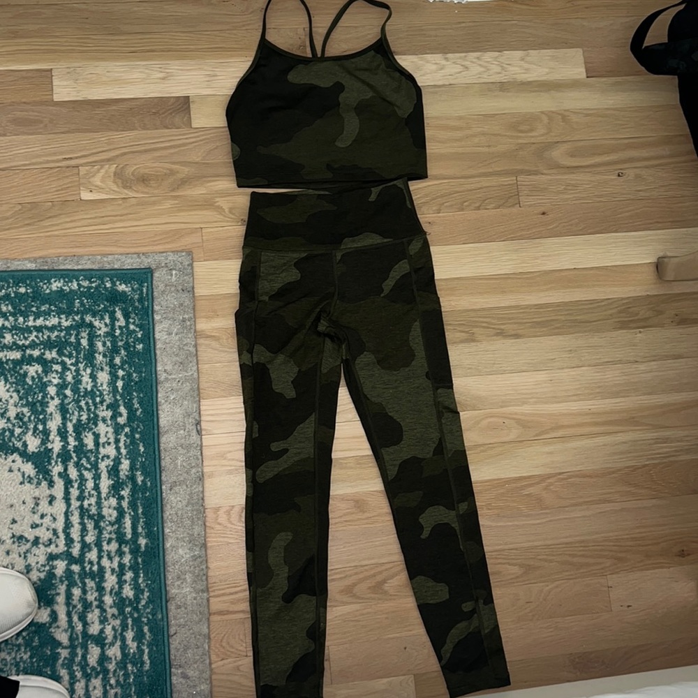 Aerie legging and tank workout set